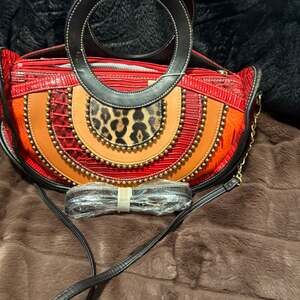 Mrs Doubtfire Purse NWT!! Rare